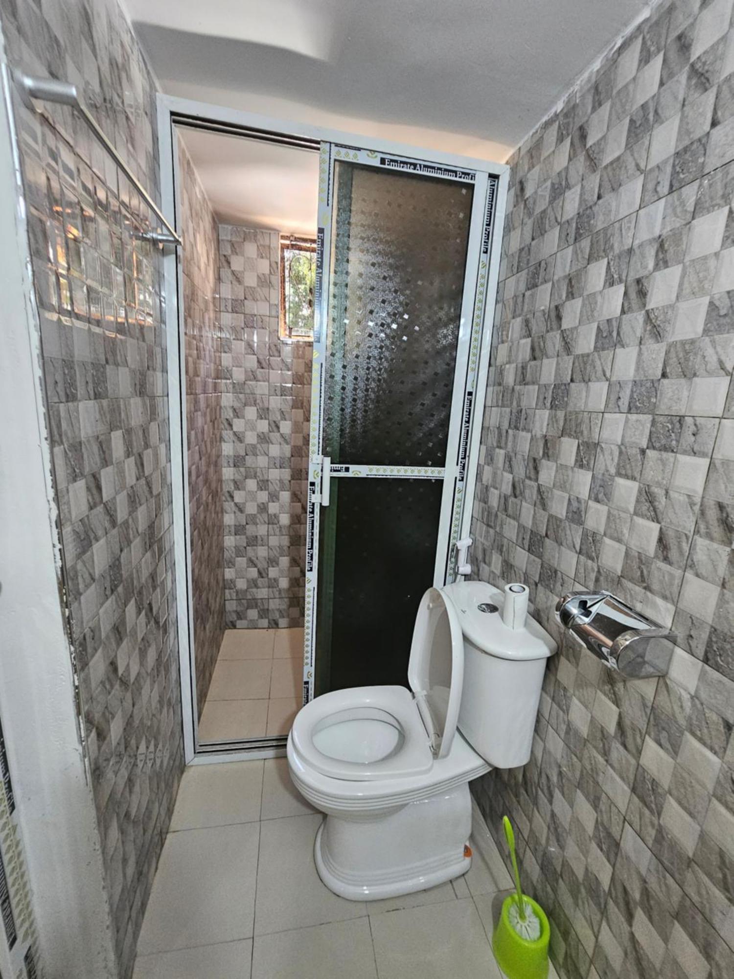 B-More Comfort Stay Boma la Ngombe Exteriör bild
