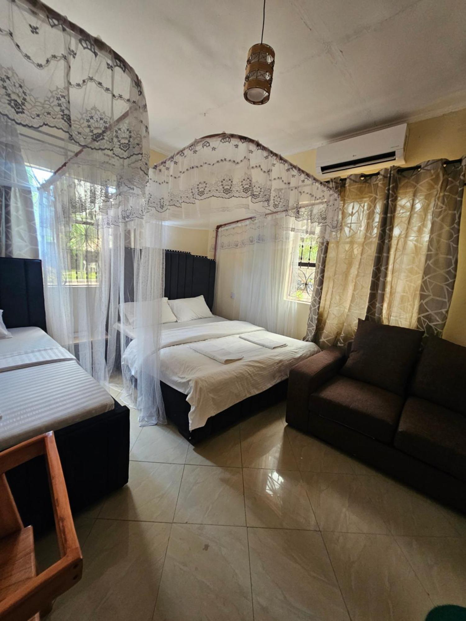 B-More Comfort Stay Boma la Ngombe Exteriör bild